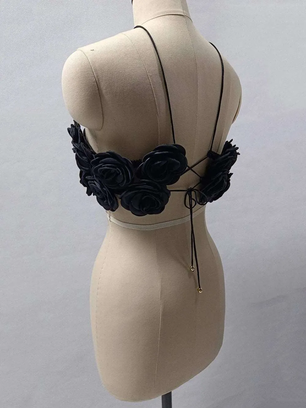 3D Flower Splicing Lace-Up Design Black Crop Top