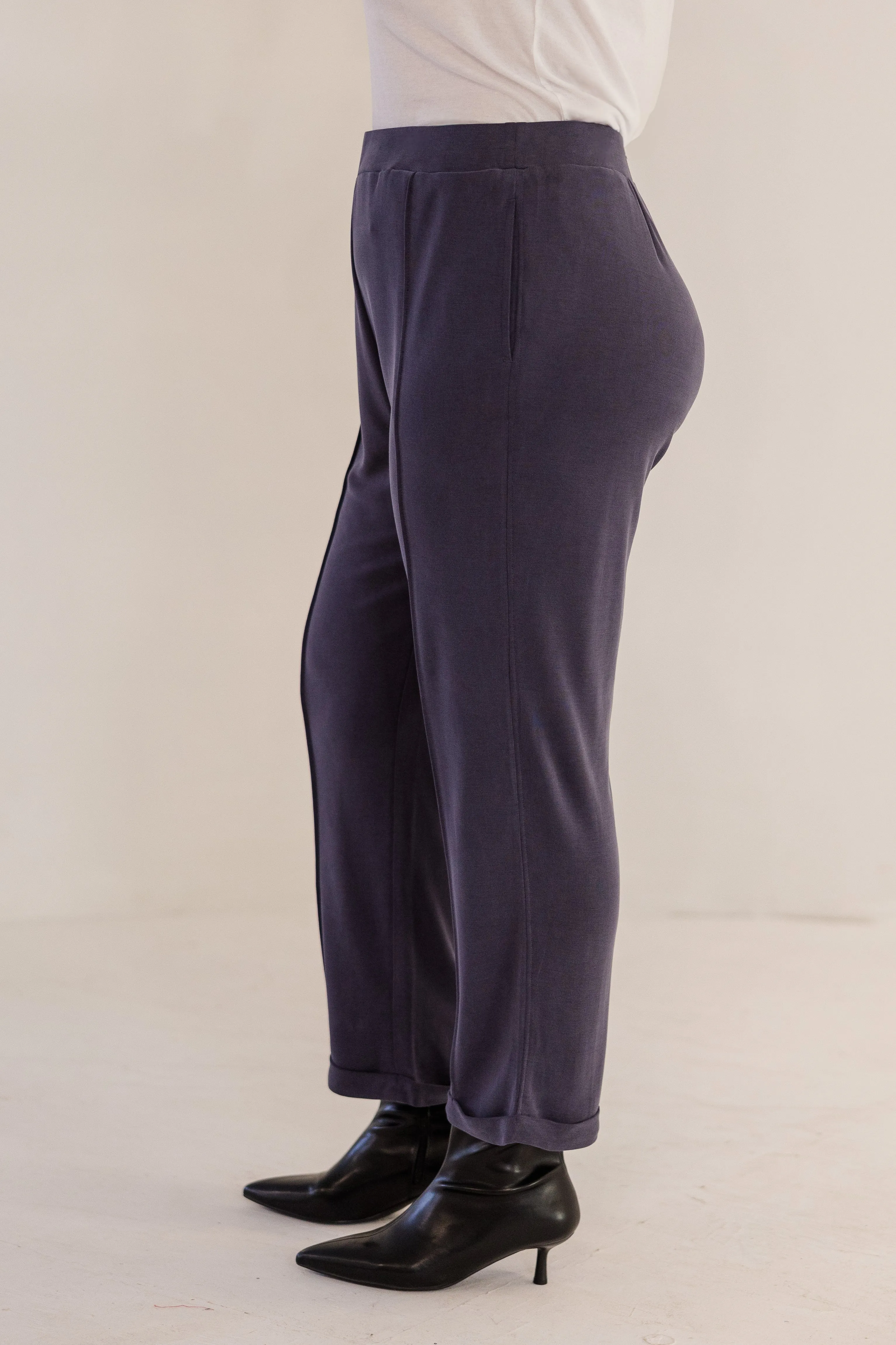 Chloe Pintuck Taper Pant, Ink Navy