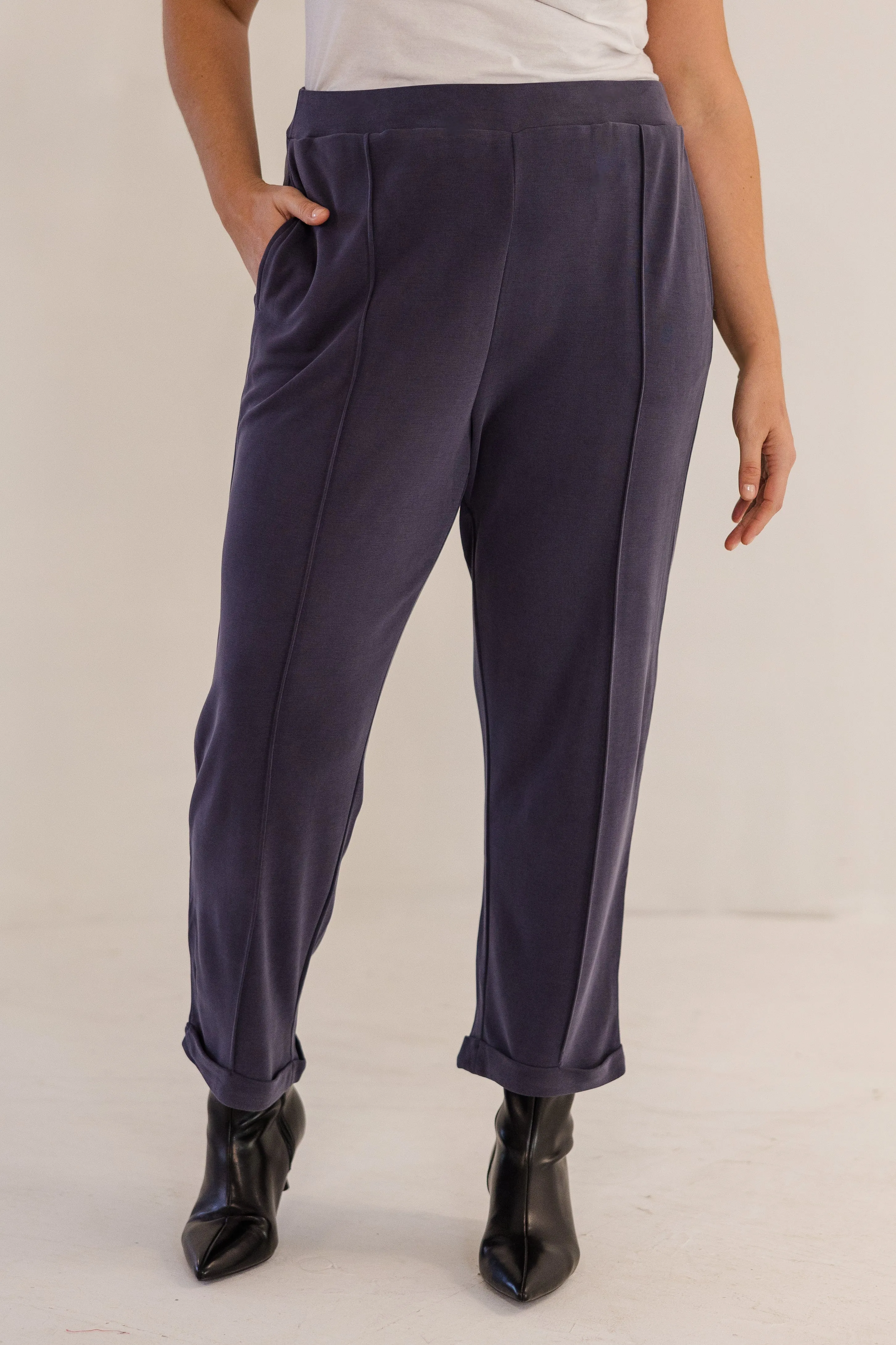 Chloe Pintuck Taper Pant, Ink Navy
