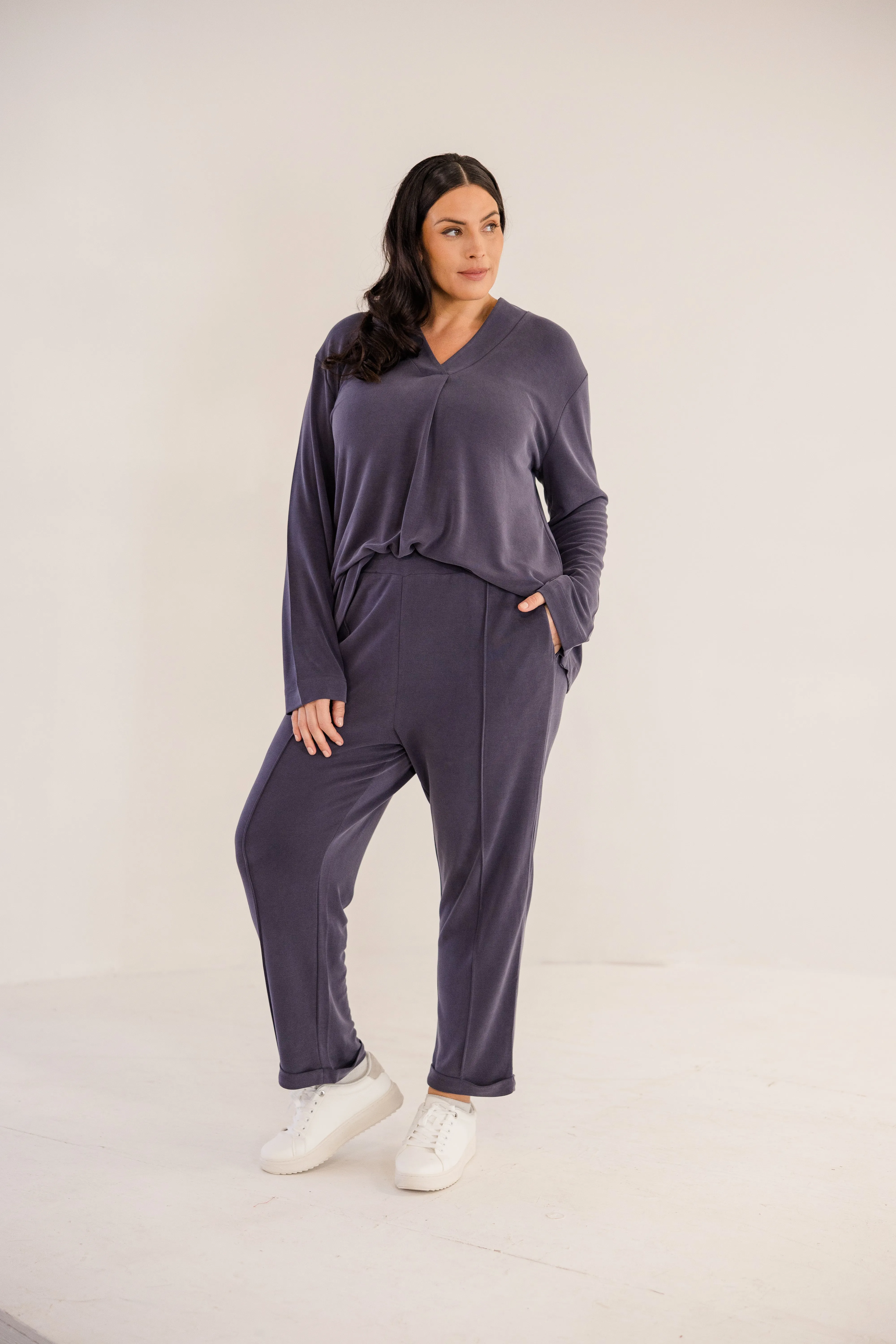 Chloe Pintuck Taper Pant, Ink Navy