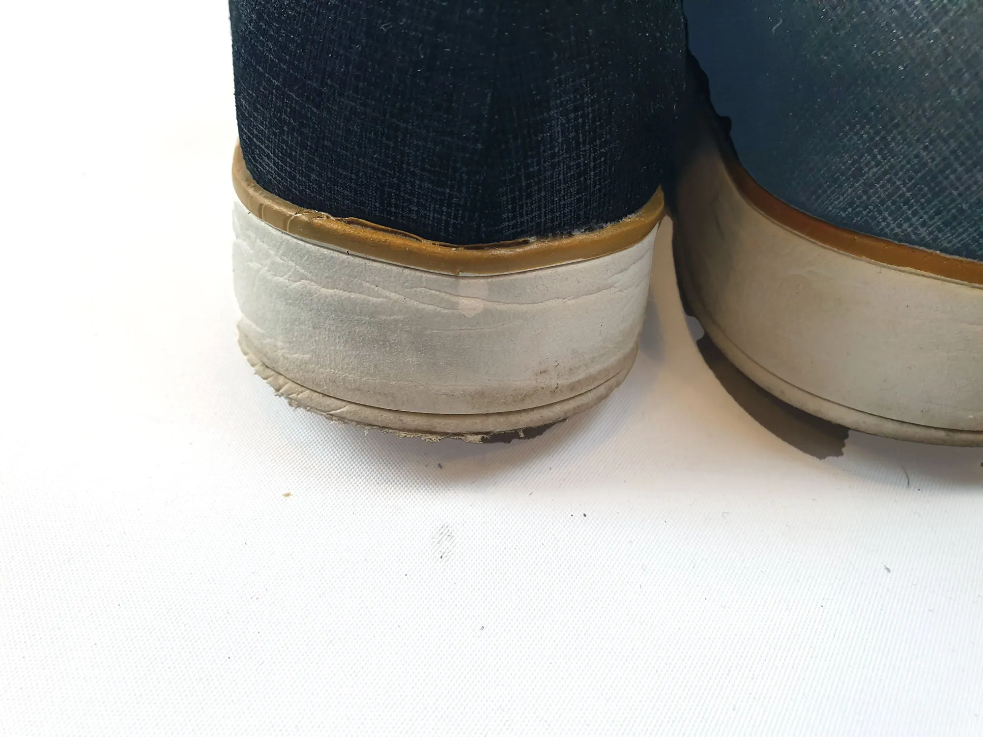 Easy Steps "Deed" metalic black leather lace up shoes size 38
