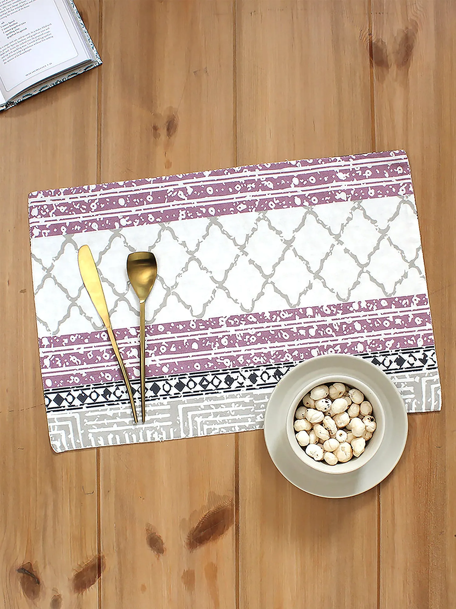 Nikrinta - Set Of 2 Placemats (Purple)