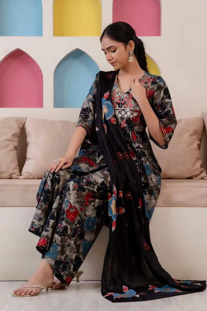 Premium Cotton Set With Embroidered Yoke